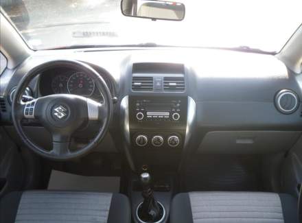 Suzuki - SX4