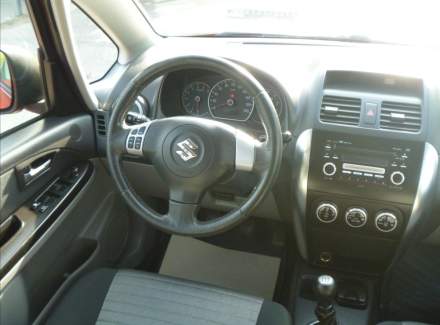 Suzuki - SX4