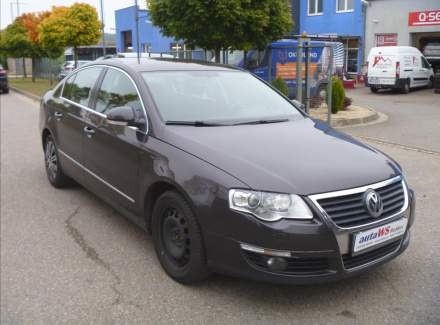 Volkswagen - Passat
