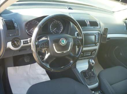 Škoda - Octavia