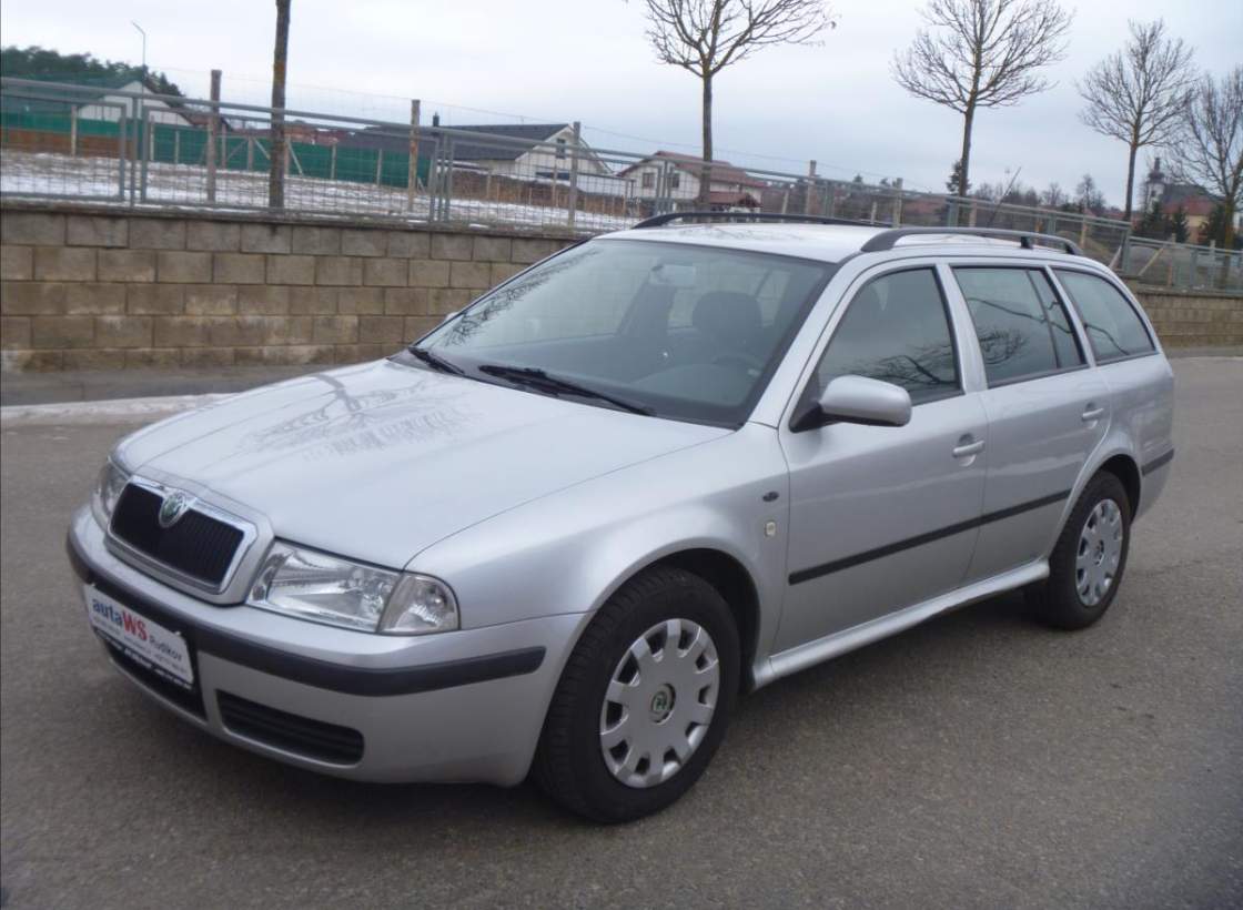 Škoda - Octavia