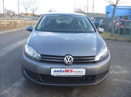 Volkswagen - Golf