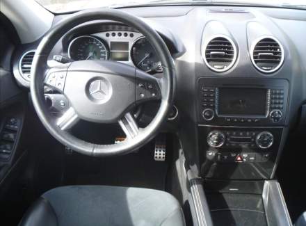 Mercedes-Benz - M-class