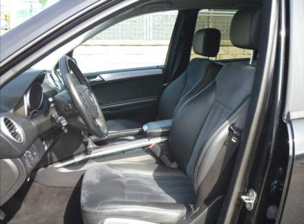 Mercedes-Benz - M-class