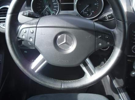 Mercedes-Benz - M-class