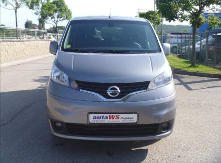Nissan - NV200