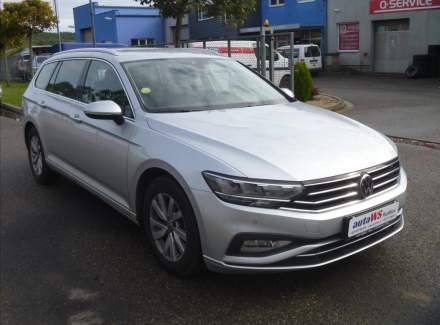 Volkswagen - Passat