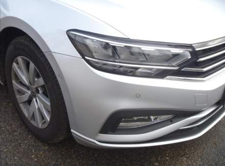 Volkswagen - Passat