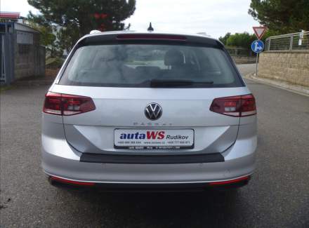 Volkswagen - Passat