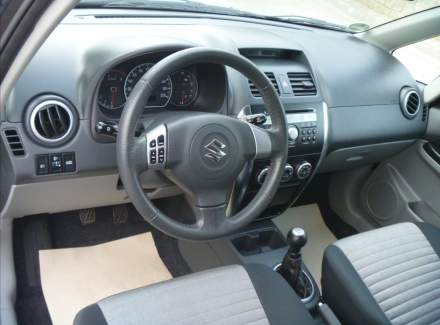 Suzuki - SX4