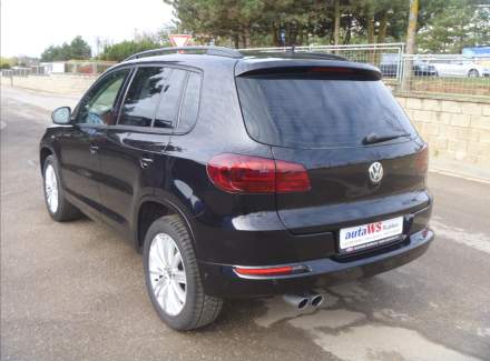 Volkswagen - Tiguan