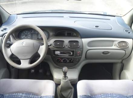 Renault - Scenic