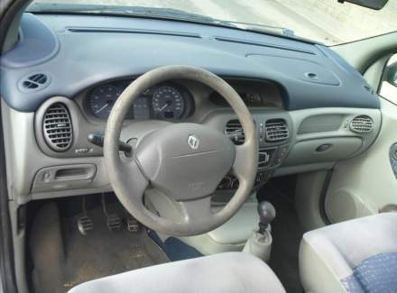 Renault - Scenic