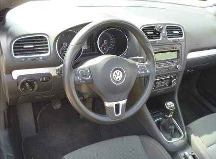 Volkswagen - Golf