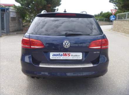 Volkswagen - Passat