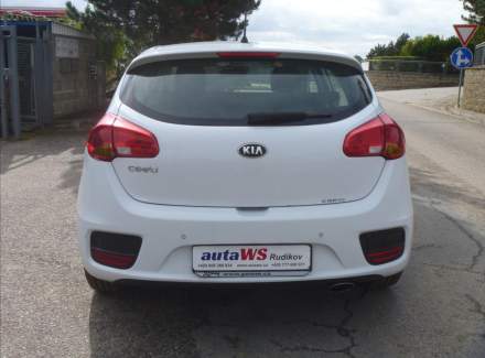 Kia - Cee'd