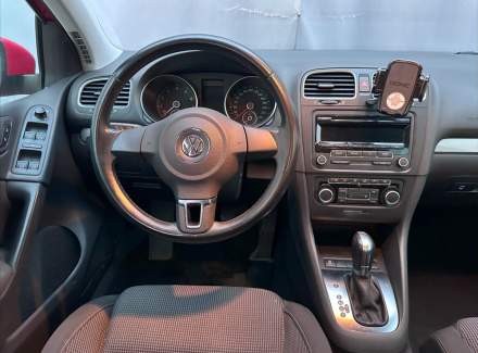 Volkswagen - Golf
