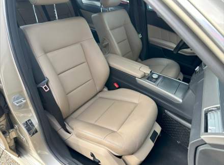 Mercedes-Benz - E-class