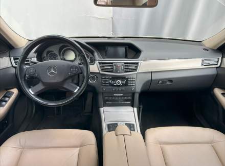 Mercedes-Benz - E-class
