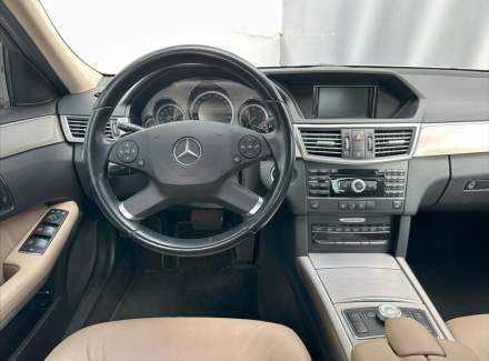 Mercedes-Benz - E-class