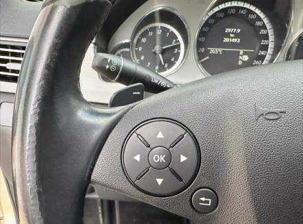 Mercedes-Benz - E-class