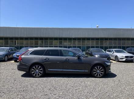 Volvo - V90