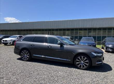 Volvo - V90