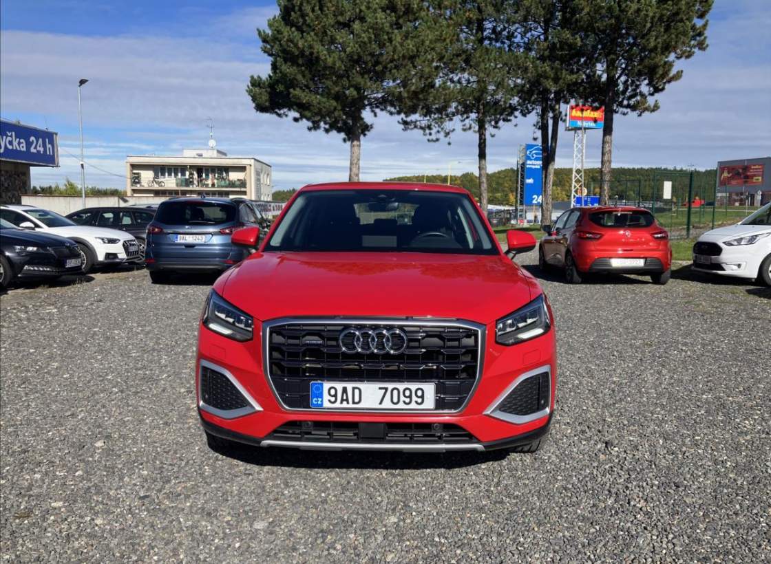 Audi - Q2