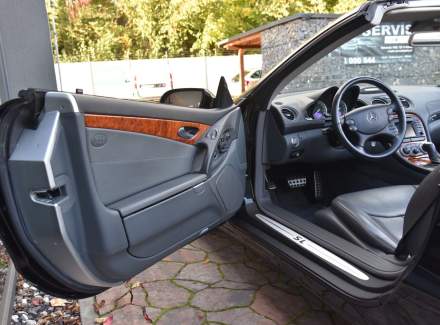 Mercedes-Benz - SL