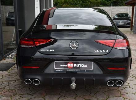 Mercedes-Benz - CLS