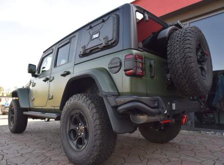 Jeep - Wrangler