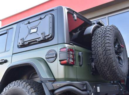 Jeep - Wrangler