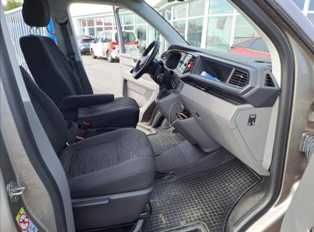 Volkswagen - Caravelle