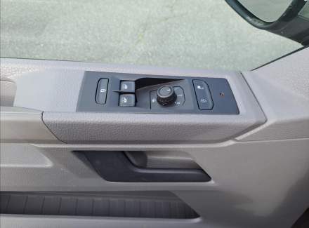 Volkswagen - Caravelle