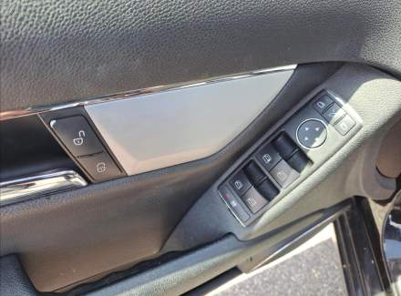 Mercedes-Benz - C-class