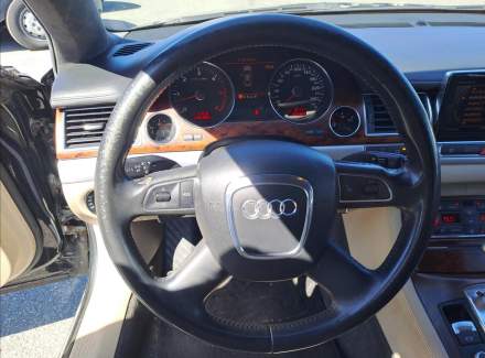 Audi - A8