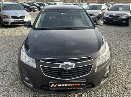 Chevrolet - Cruze
