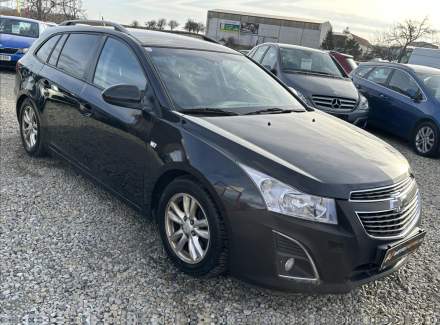 Chevrolet - Cruze