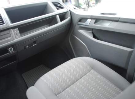 Volkswagen - Caravelle