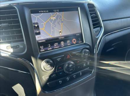 Jeep - Grand Cherokee