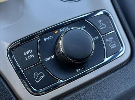 Jeep - Grand Cherokee