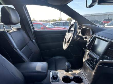 Jeep - Grand Cherokee