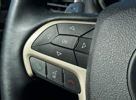 Jeep - Grand Cherokee