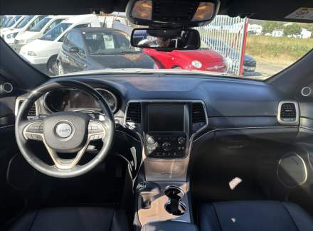 Jeep - Grand Cherokee