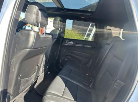 Jeep - Grand Cherokee