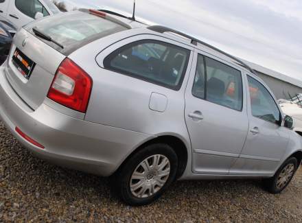 Škoda - Octavia