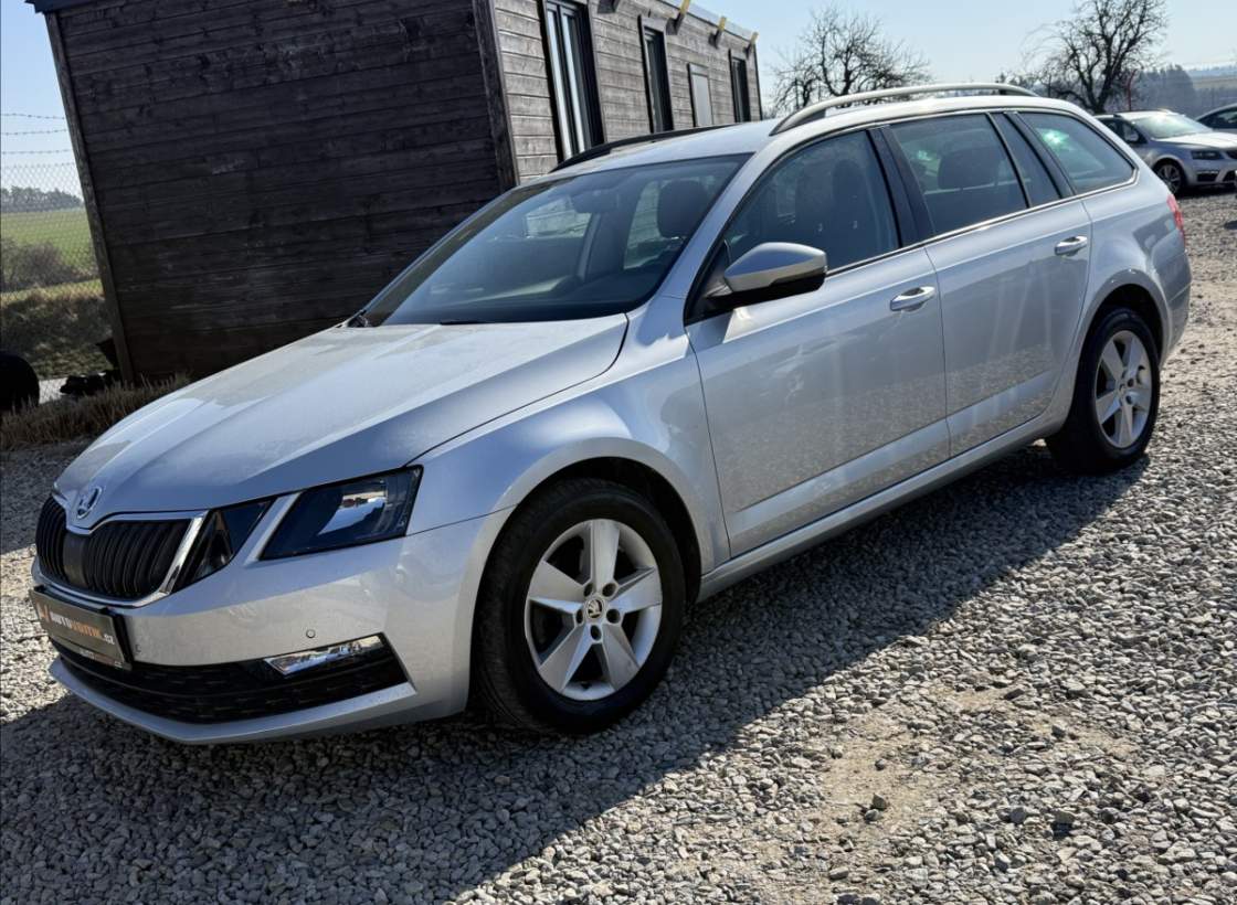 Škoda - Octavia