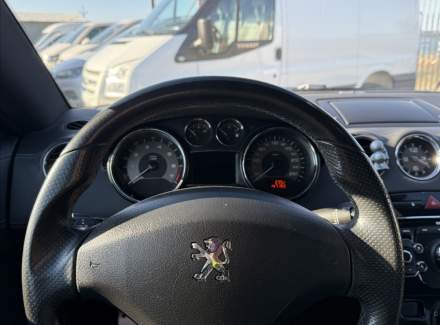 Peugeot - RCZ
