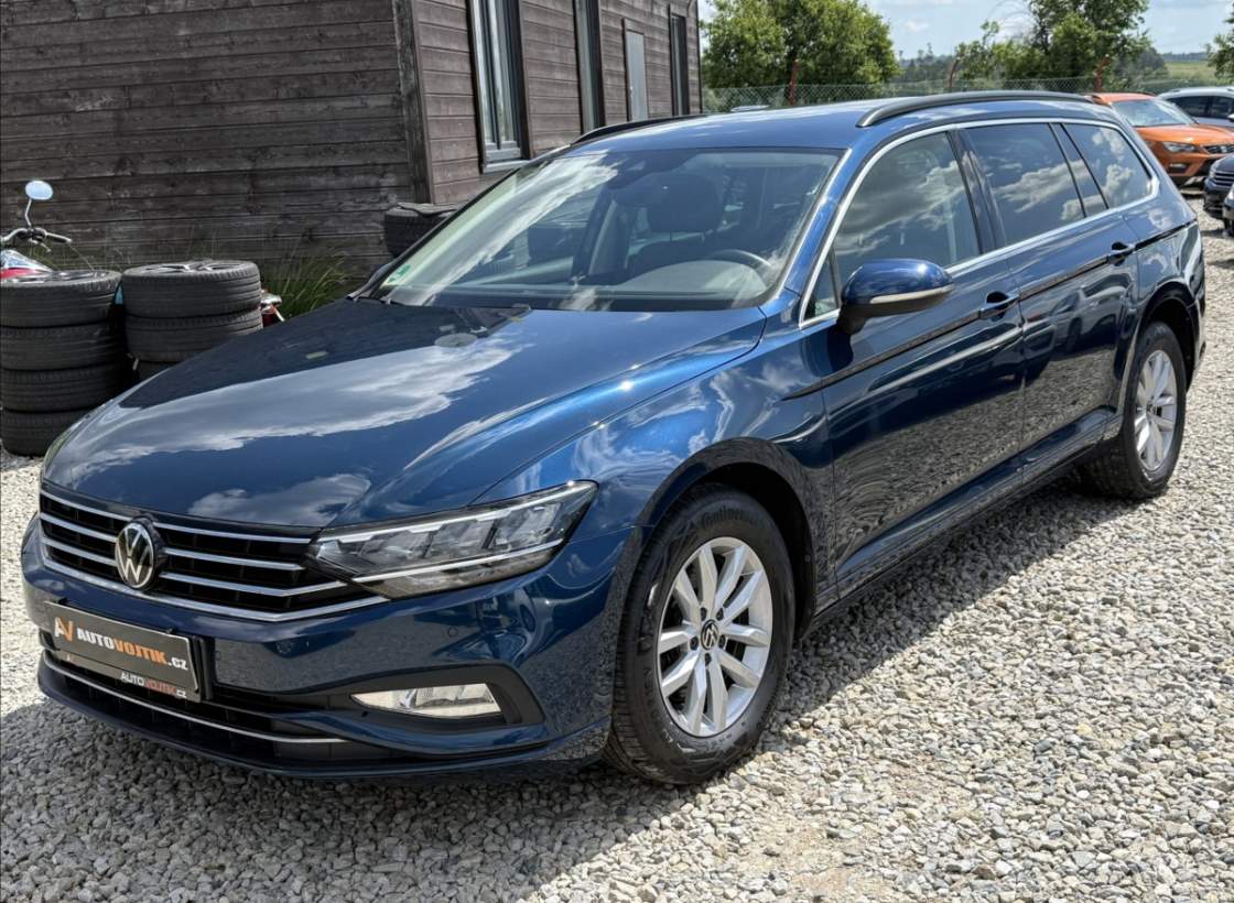 Volkswagen - Passat