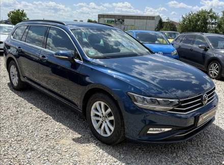 Volkswagen - Passat